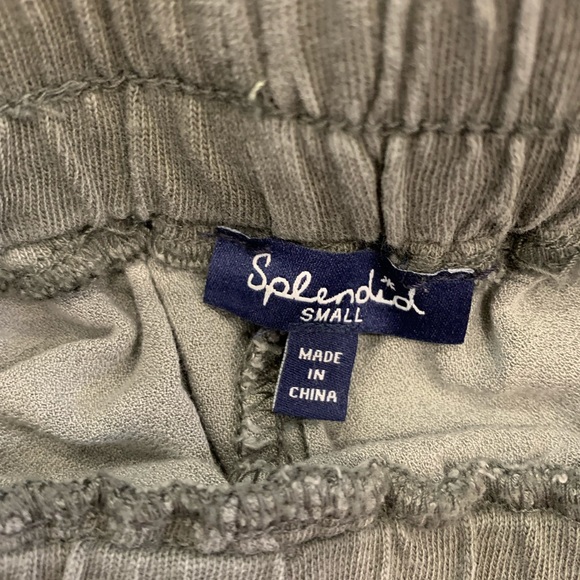 Splendid camo sweats - Picture 2 of 2